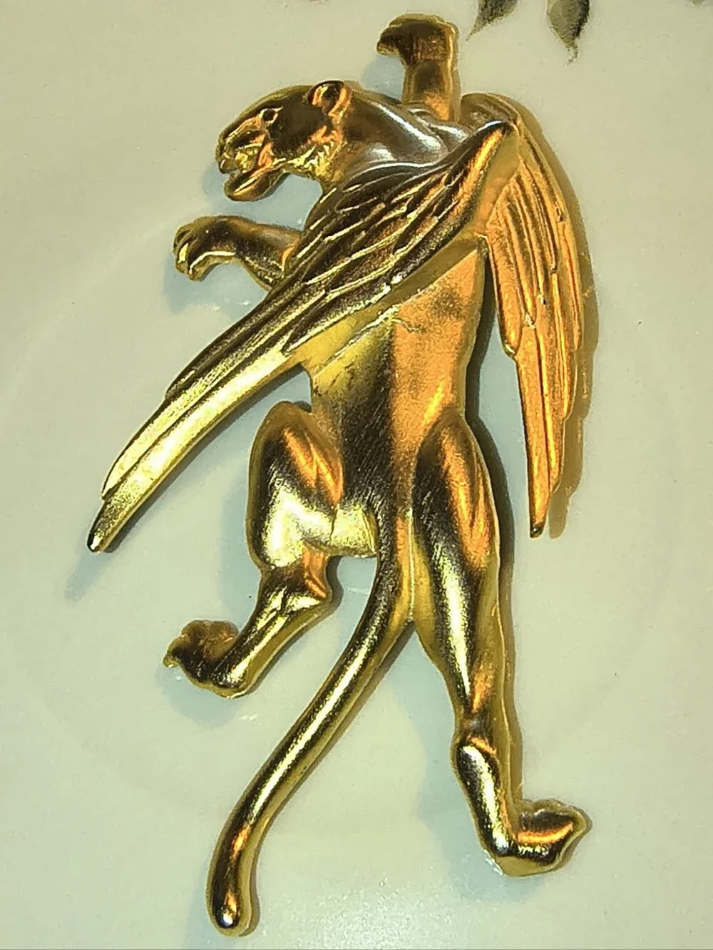 Vtg JJ 80s Gold Rare Winged Climbing Panther Cougar Big Cat Lion Figural Brooch